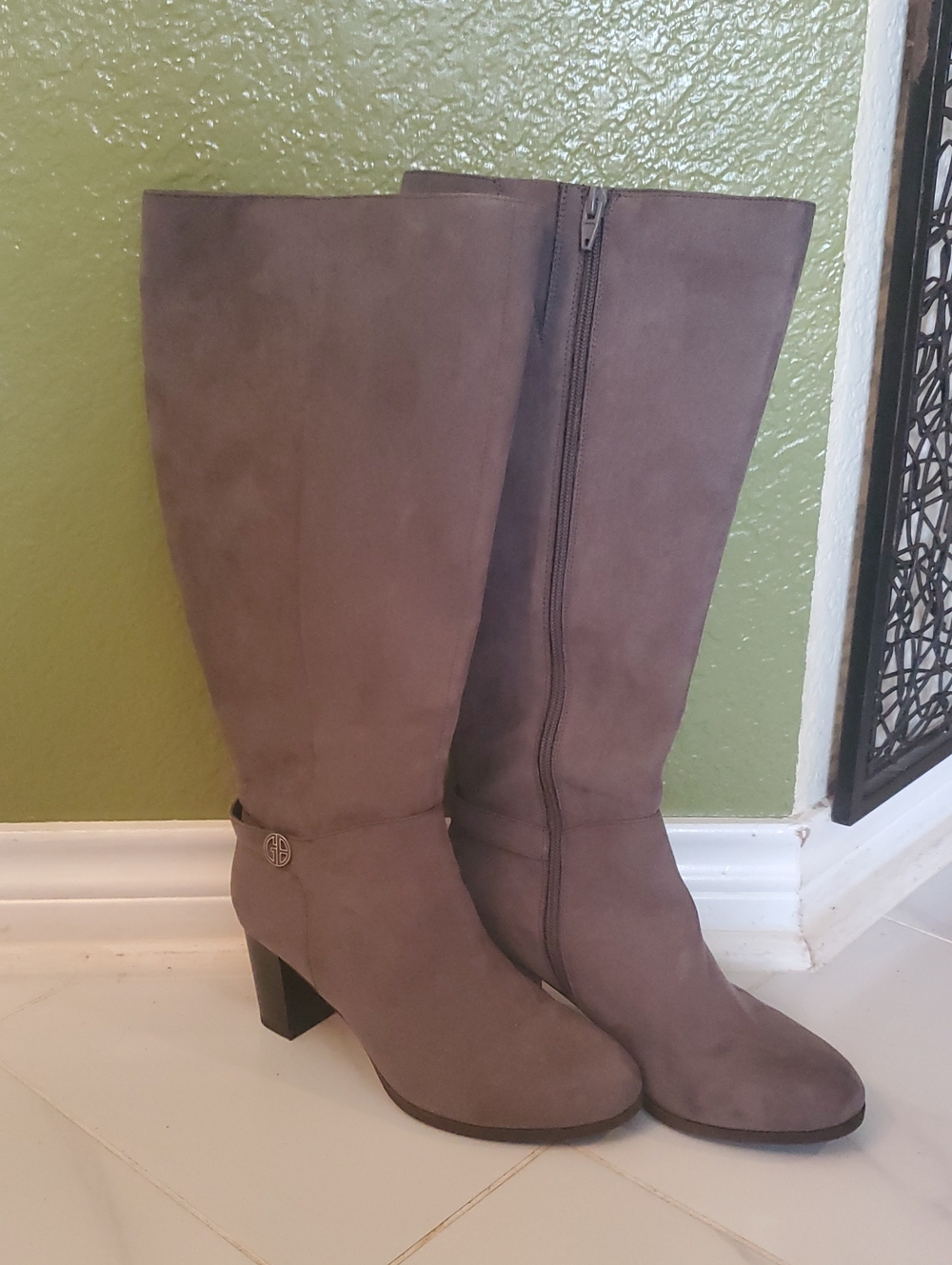 Women's Knee-High Heeled Boots in Taupe - Giani Bernini Adonnys Style